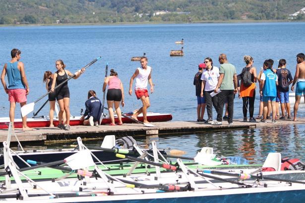 Sapanca Gölü'nde kürek şöleni