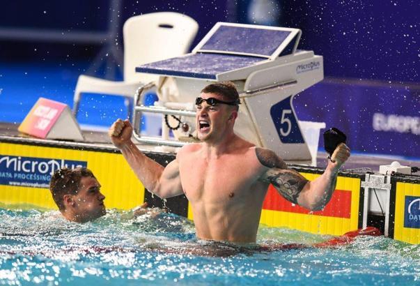 Avrupa Yüzme Şampiyonası'nda Adam Peaty dünya rekoru kırdı
