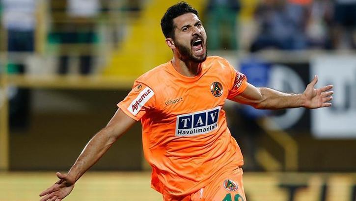 Emre Akbaba'da son dakika! Fenerbahçe devreye girdi