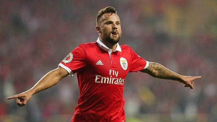 Fenerbahçe Seferovic'e talip