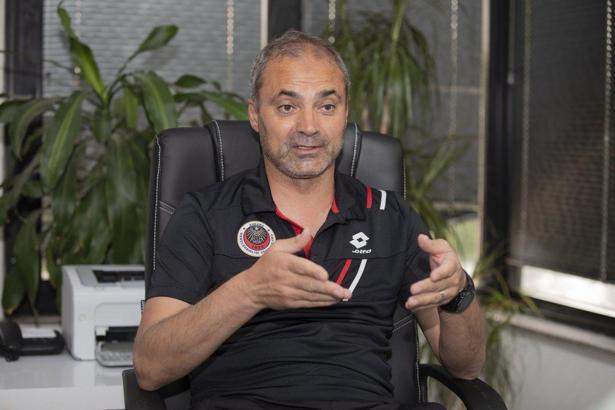 Erkan Sözeri: Şampiyonluk için ortaya herşeyi koyacağız