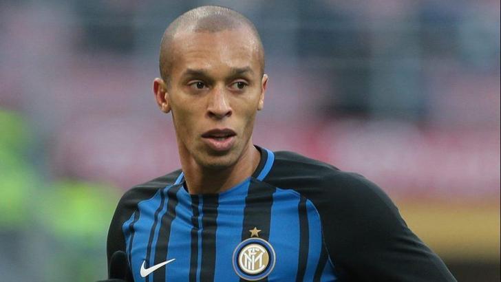 Galatasaray'ın listesindeki Miranda kararını verdi!