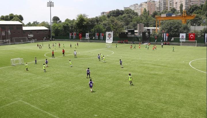 Beşiktaş'ın futbol okullarında seçmeler sürüyor