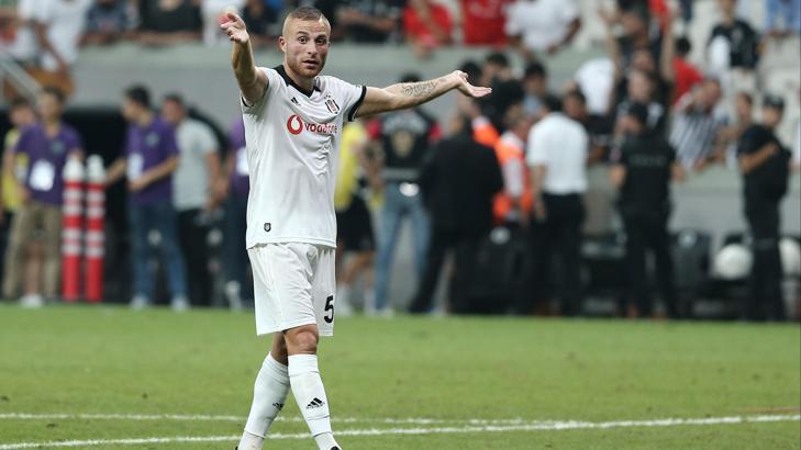 Beşiktaş'ta Gökhan Töre alkış topladı
