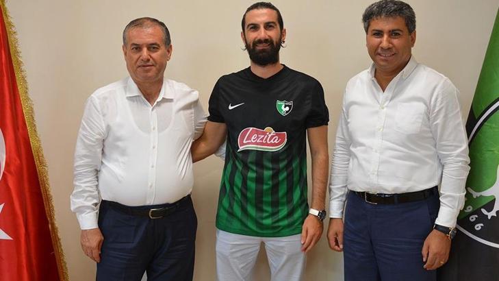 Denizlispor Furkan Şeker ile 1 yıllık sözleşme imzaladı