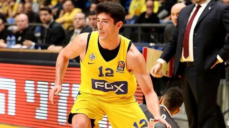 John DiBartolomeo, Maccabi'de kaldı