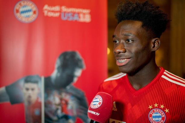 Bayern Münih'e 17 yaşında kanat oyuncusu