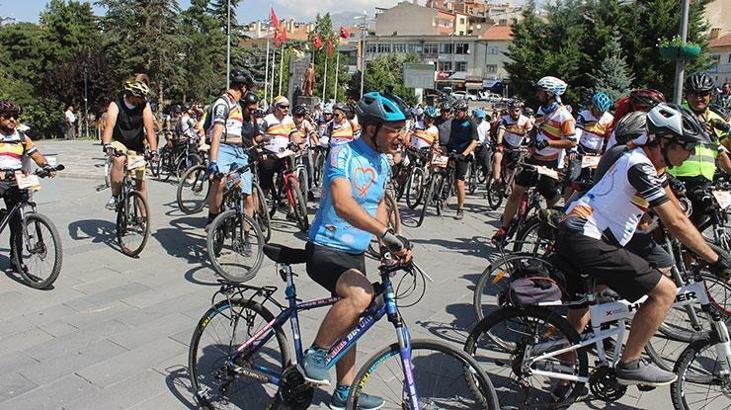 Festa 2200 Festivali'nin bisikletçileri Sultan Sazlığı'nda pedal çevirdi