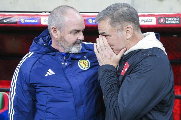 Steve Clarke'tan A Milli Takım'a övgü