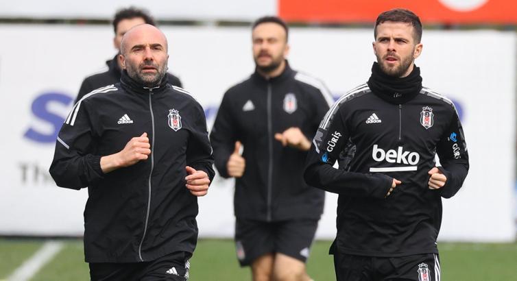 Beşiktaş'ta Başakşehir maçı öncesi eksikler var!