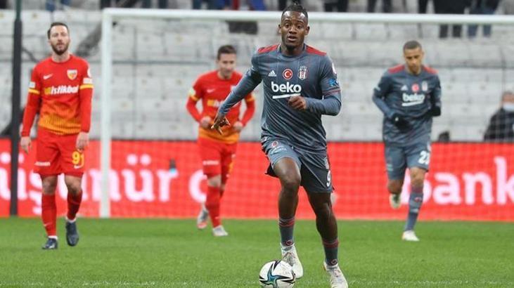 Son dakika Beşiktaş'ta Batshuayi ve Larin şoku
