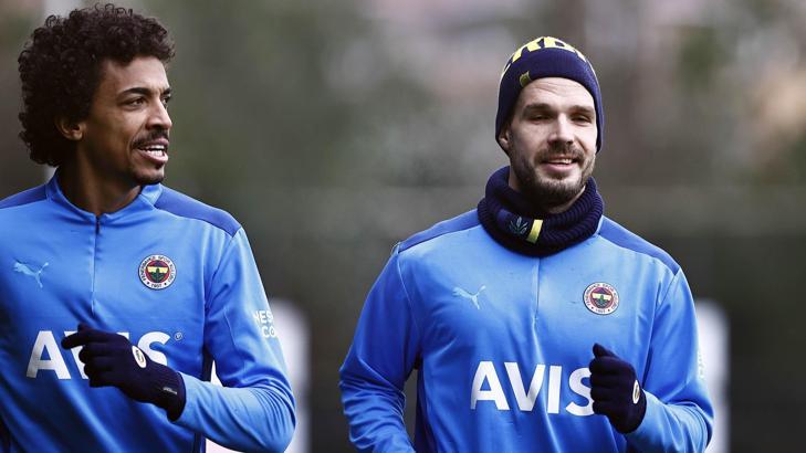Fenerbahçe'de son dakika! Luiz Gustavo ve Filip Novak takımla çalıştı