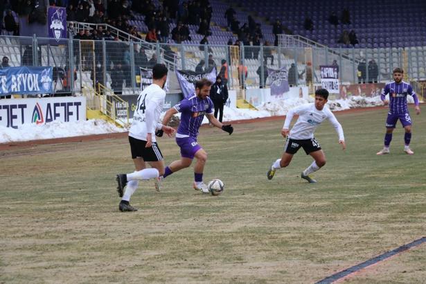 Somaspor, Afyonspor deplasmanında dağıldı