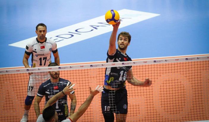 Arkas Spor, ilk 4'teki yerini tehlikeye soktu
