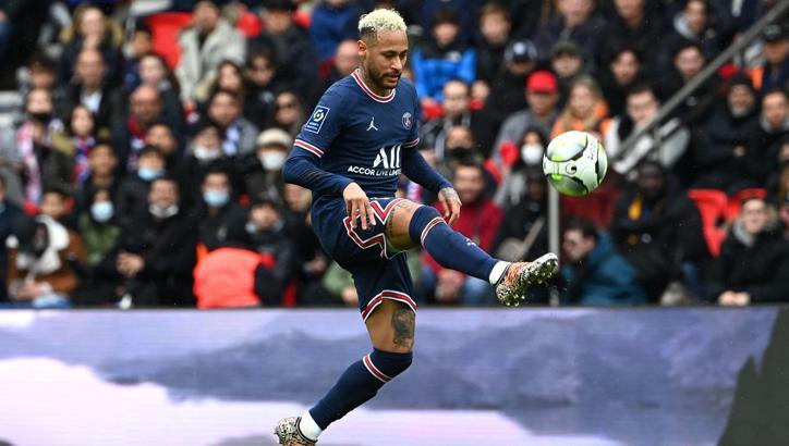 Paris Saint-Germain'de Neymar ile yollar ayrılıyor! Barcelona detayı