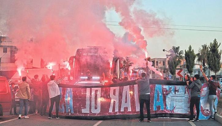 Trabzonspor'a taraftarından coşkulu uğurlama planı