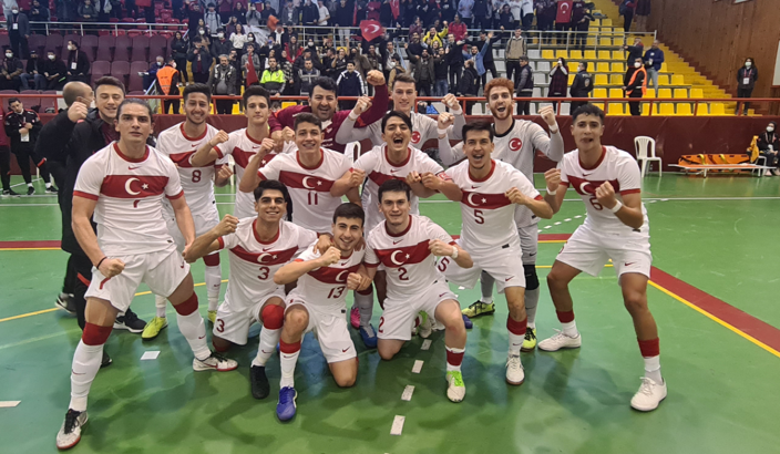 Futsal U19 Milli Takımı, Karadağ'ı 4-1'le geçti