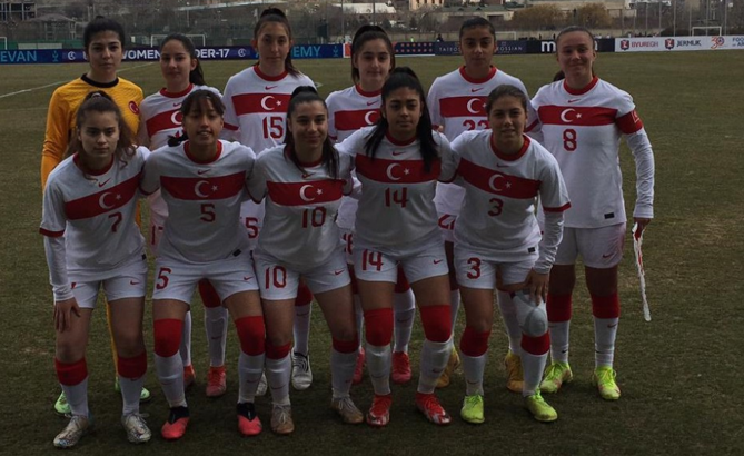 U17 Kız Milli Takımı, Letonya'yı 5-1 mağlup etti