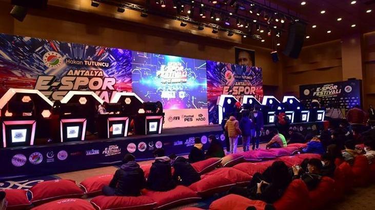 Kepez'de E-SPORFEST heyecanı