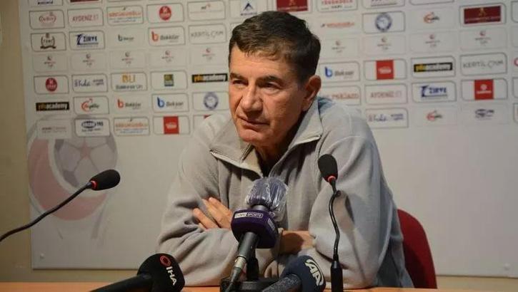 Balıkesirspor Teknik Direktörü Giray Bulak'tan hakem kararlarına sitem