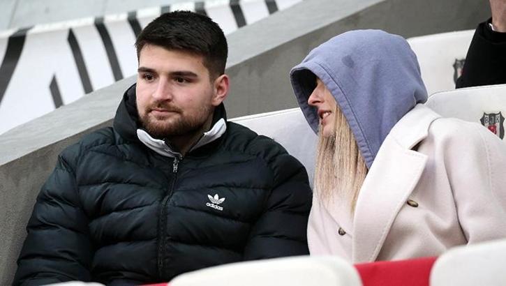 Beşiktaş'ta kaleci Ersin Destanoğlu'ndan genç Emre Bilgin'e övgü dolu sözler