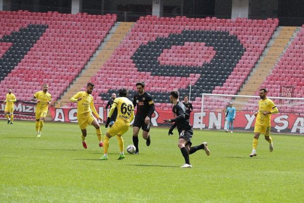 Eskişehirspor-Tarsus İdman Yurdu maç sonucu: 1-5