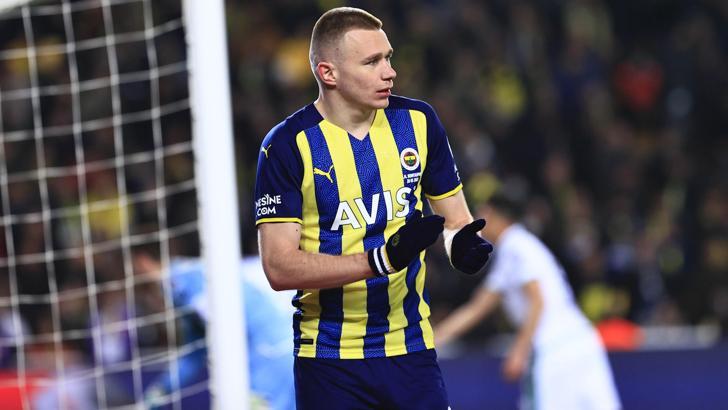 Son dakika! Fenerbahçe'de Attila Szalai'de korkulan olmadı