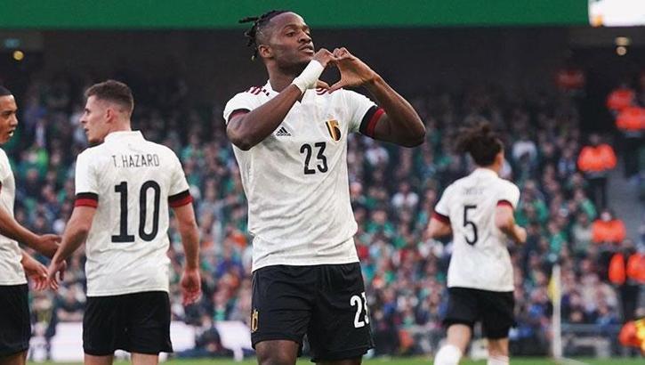 Beşiktaşlı futbolcu Batshuayi'den milli şov!