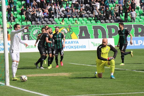Sakaryaspor - Diyarbekirspor maç sonucu: 3-0