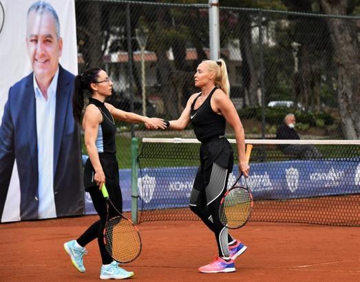 Konyaaltı'nda rekor katılımlı tenis turnuvası