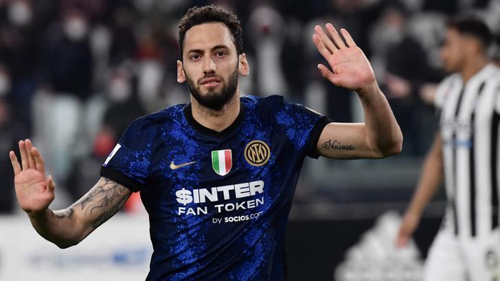 Hakan Çalhanoğlu: Kariyerimdeki en önemli penaltı vuruşuydu