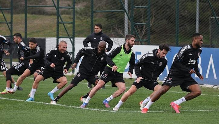 Son dakika! Beşiktaş'ın Alanyaspor maçı kadrosu belli oldu! 3 isim kadroda yer almadı