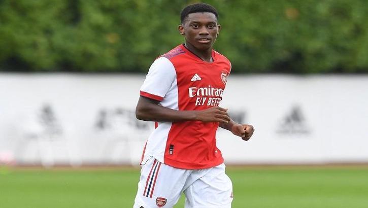 Chelsea, Khayon Edwards ile temasa geçti