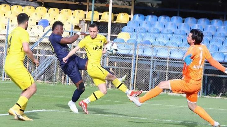 Menemenspor kendini tehlikeye attı