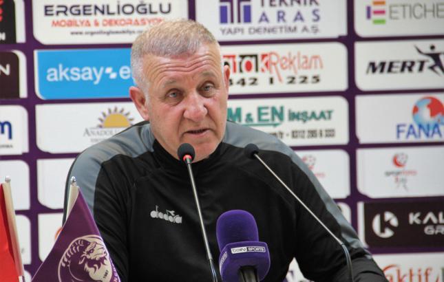 Mesut Bakkal: Ligde çok enteresan maçlar oynanıyor