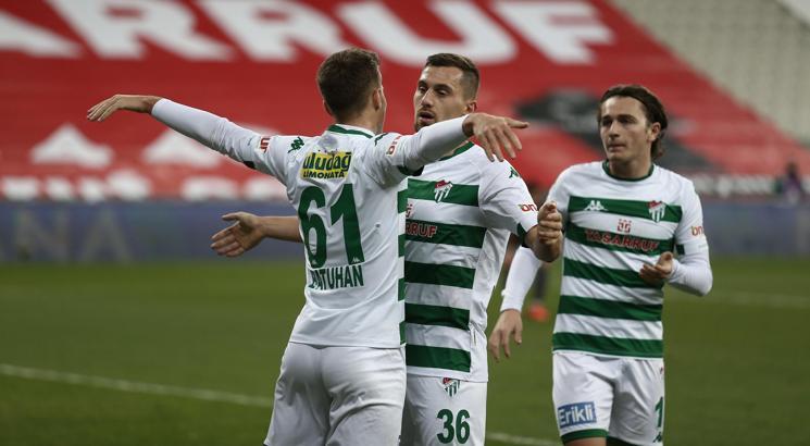 ÖZET | Bursaspor - Samsunspor maç sonucu: 3-0