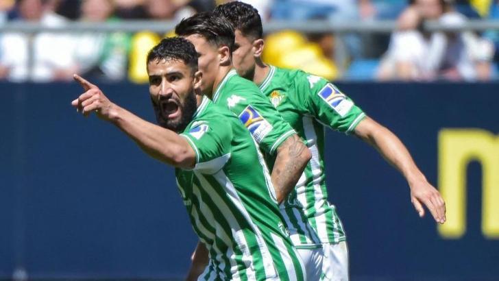 Transfer haberi: Atletico Madrid'de Simeone'nin hedefi Nabil Fekir