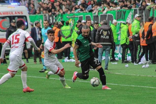 Sakaryaspor - Turgutluspor maç sonucu: 3-0