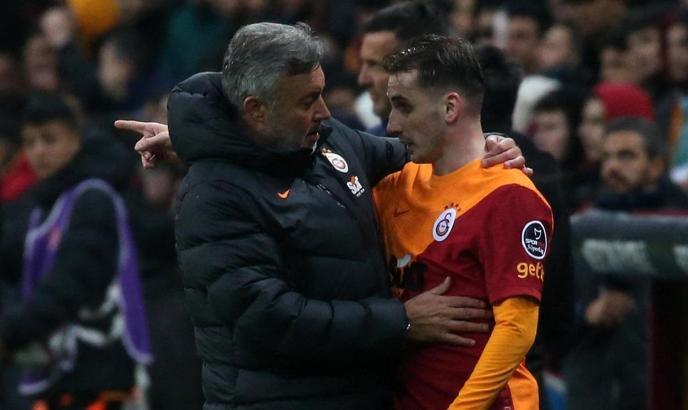 Galatasaray'da Domenec Torrent'ten Kerem Aktürkoğlu sözleri: Saha içinde olan da saha içinde kalır