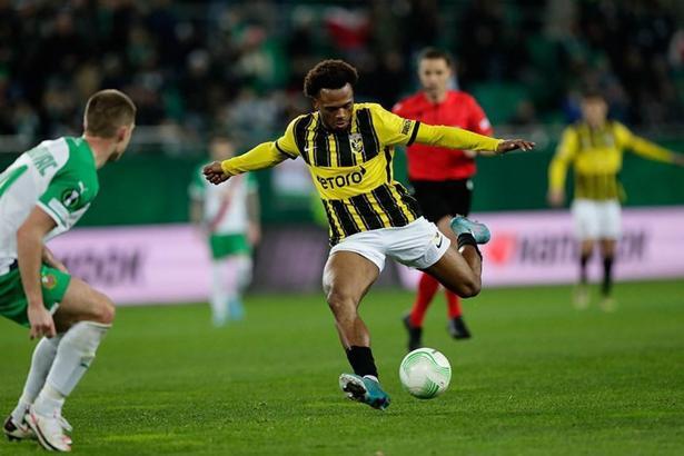 Fenerbahçe'ye sürpriz golcü: Lois Openda