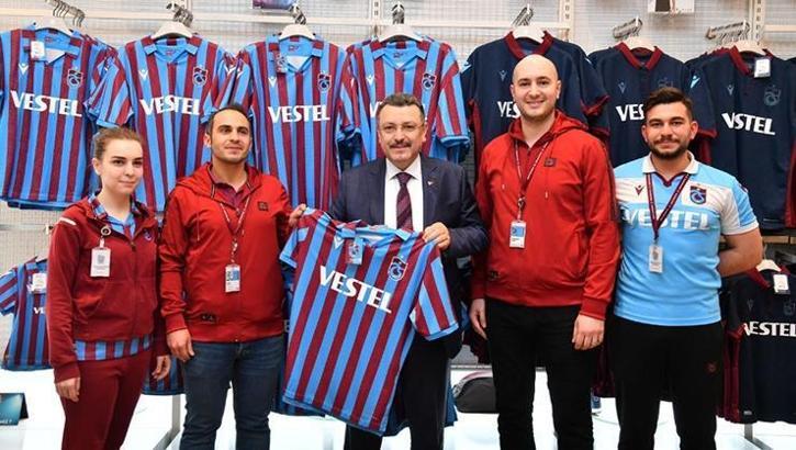 Son dakika Trabzonspor haberi! Forma satışlarında kulüp tarihinin rekoru kırıldı