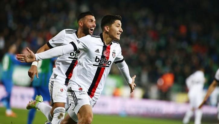 Son dakika Beşiktaş haberi! Kartal'da Emirhan İlkhan gelişmesi