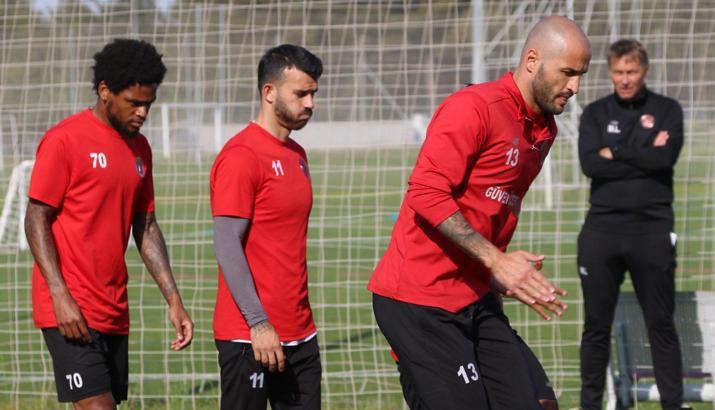 Antalyaspor'da 4 eksik var