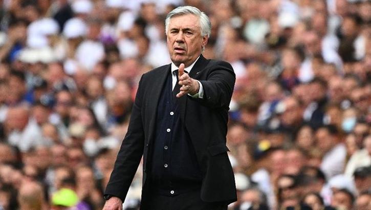 Real Madrid Teknik Direktörü Carlo Ancelotti tarihe geçti
