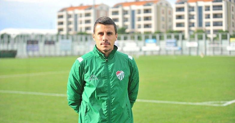 Kerem Can Akyüz, Bursaspor'a veda etti