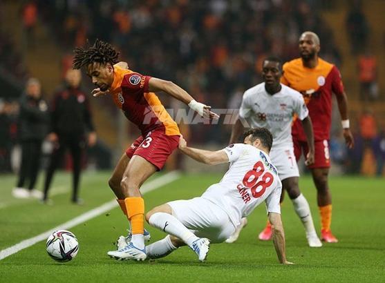 Sacha Boey: Ufak detaylar yüzünden gol yiyoruz