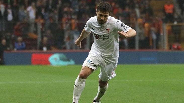 Ahmet Oğuz: Fernando Muslera'ya karşı kariyer golümü attım