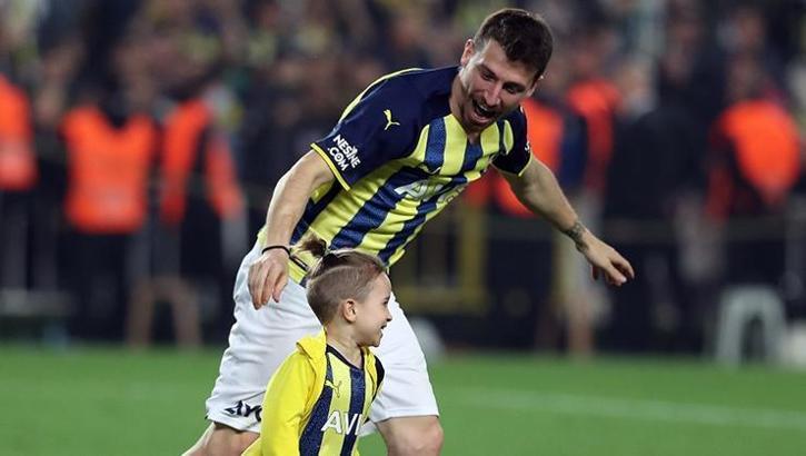 Fenerbahçeli futbolcu Mert Hakan Yandaş: Böyle devam