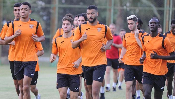 Adanaspor bayramın ikinci günü top başı yaptı