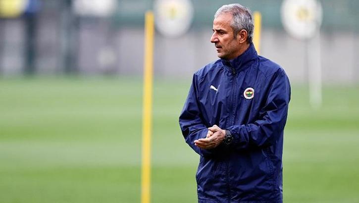 Son dakika Fenerbahçe haberi! İsmail Kartal kalacakmış gibi çalışıyor